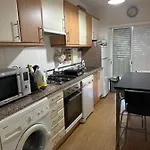 Bellavista Modern Comfort, 3 Balcony, Family With Wi-fi דירה אלבופיירה